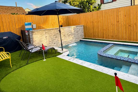 Downtown Retreat - Image 1