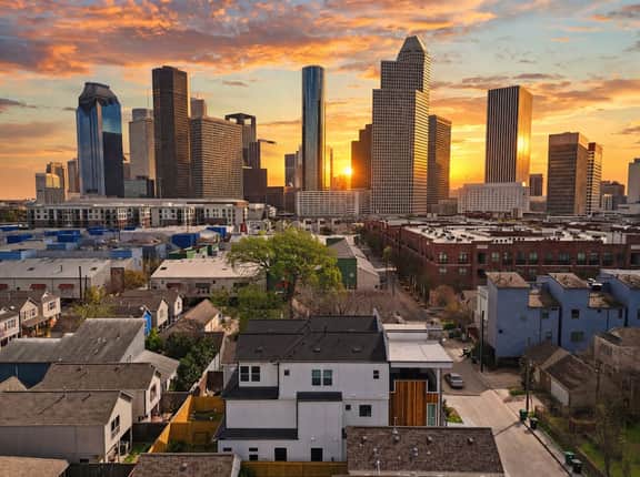 Downtown Retreat - Image 4